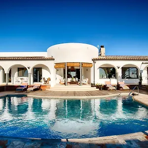 https://casa-de-lalbada.topcostabravahotels.com